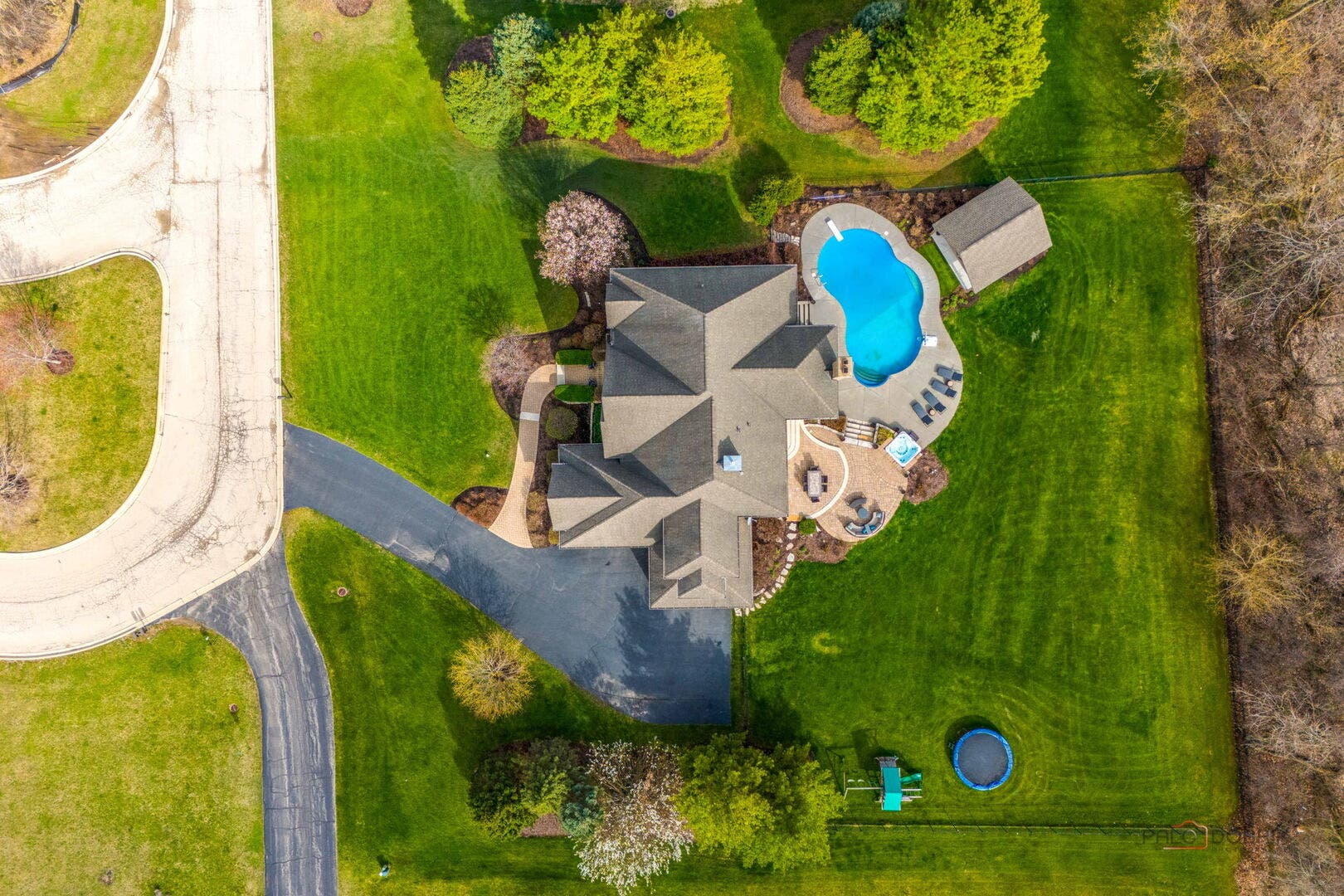 37W209 Deer Pond Court, St. Charles, IL 60175 37W209 Deer Pond Court, St. Charles, IL 60175
