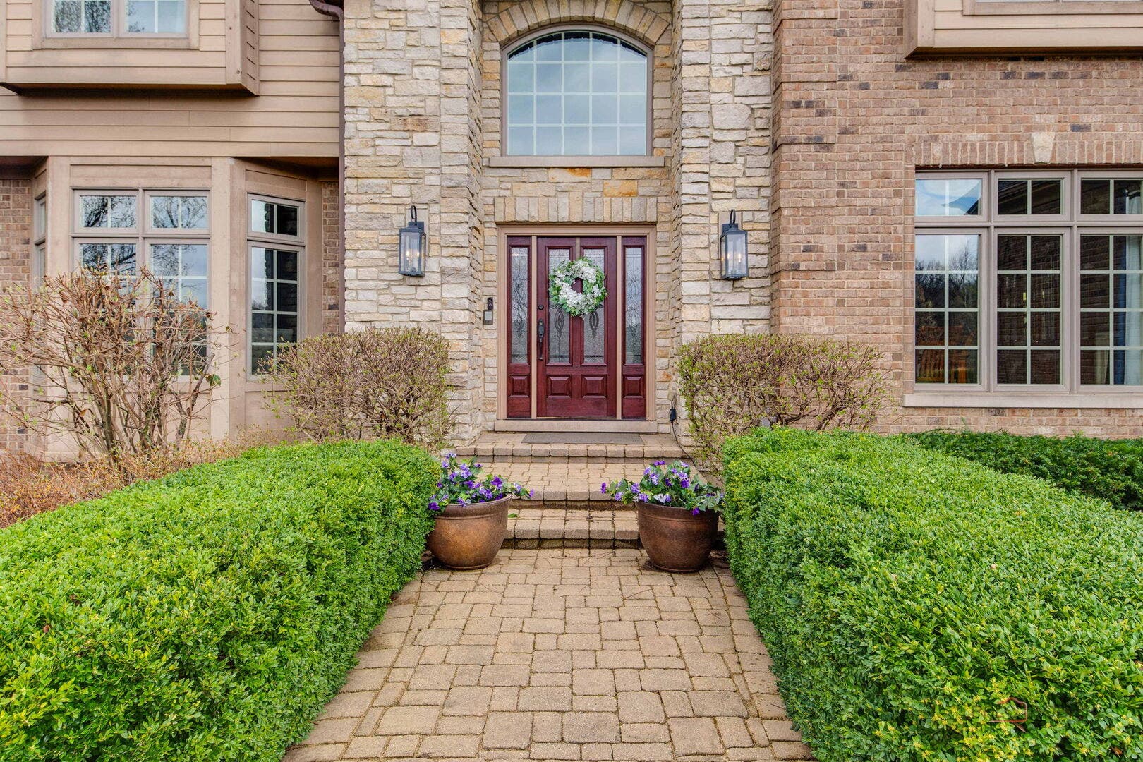 37W209 Deer Pond Court, St. Charles, IL 60175 37W209 Deer Pond Court, St. Charles, IL 60175