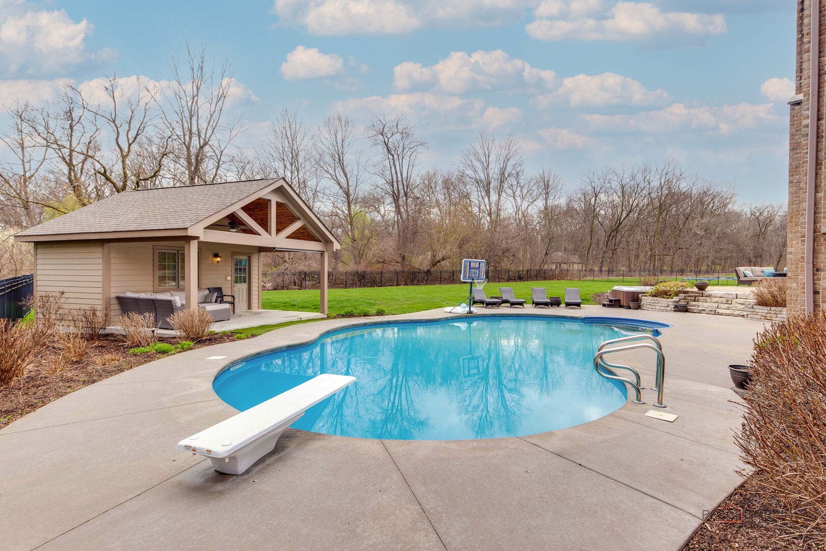 37W209 Deer Pond Court, St. Charles, IL 60175 37W209 Deer Pond Court, St. Charles, IL 60175