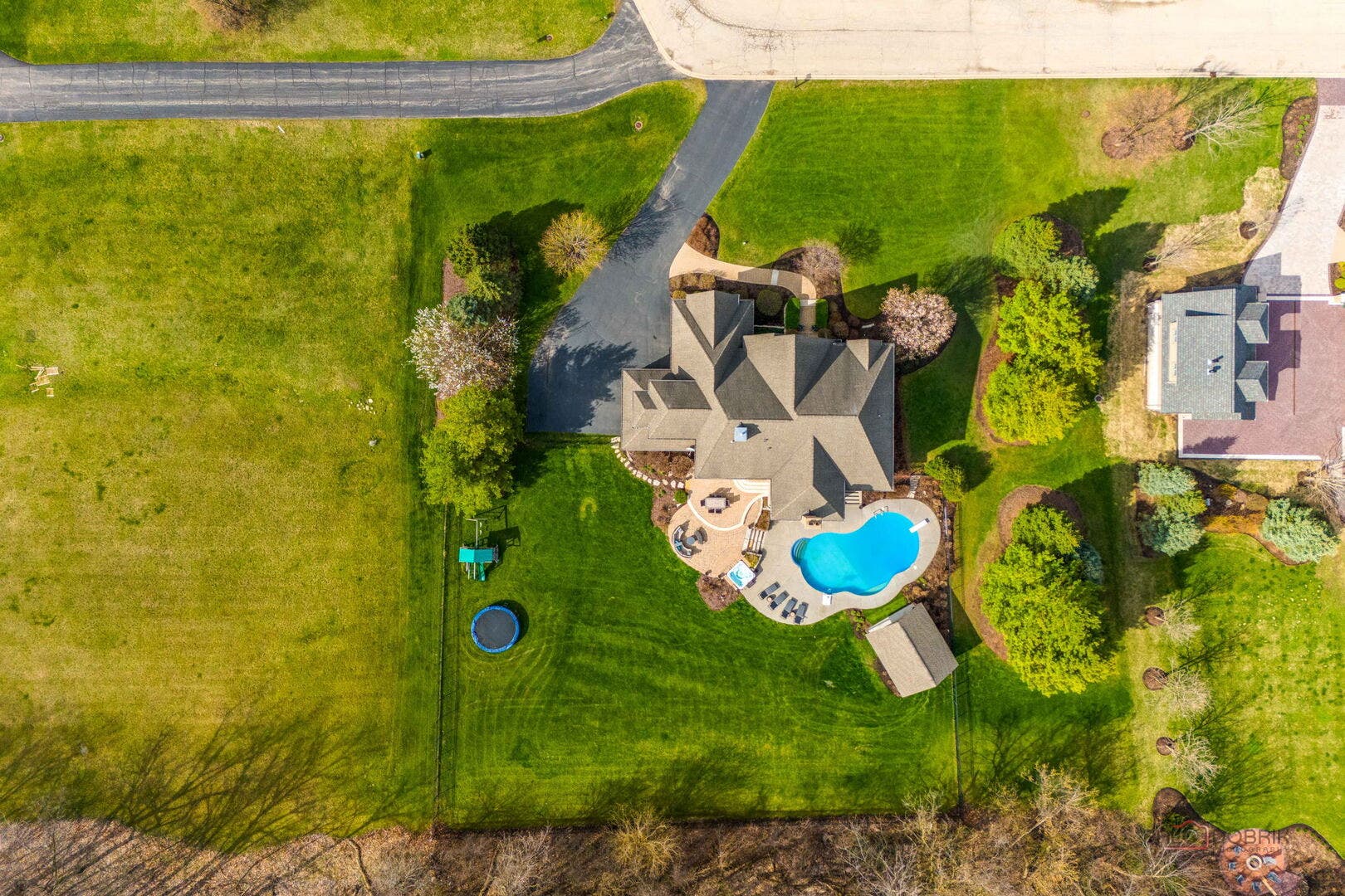 37W209 Deer Pond Court, St. Charles, IL 60175 37W209 Deer Pond Court, St. Charles, IL 60175