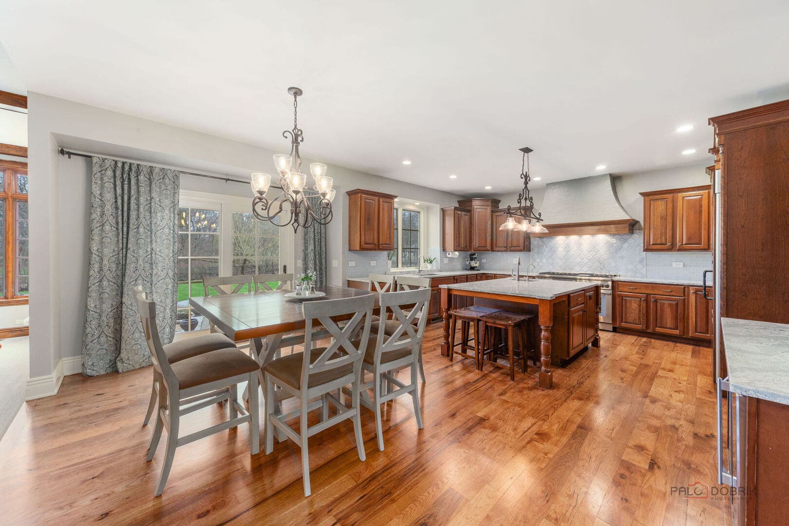 37W209 Deer Pond Court, St. Charles, IL 60175 37W209 Deer Pond Court, St. Charles, IL 60175