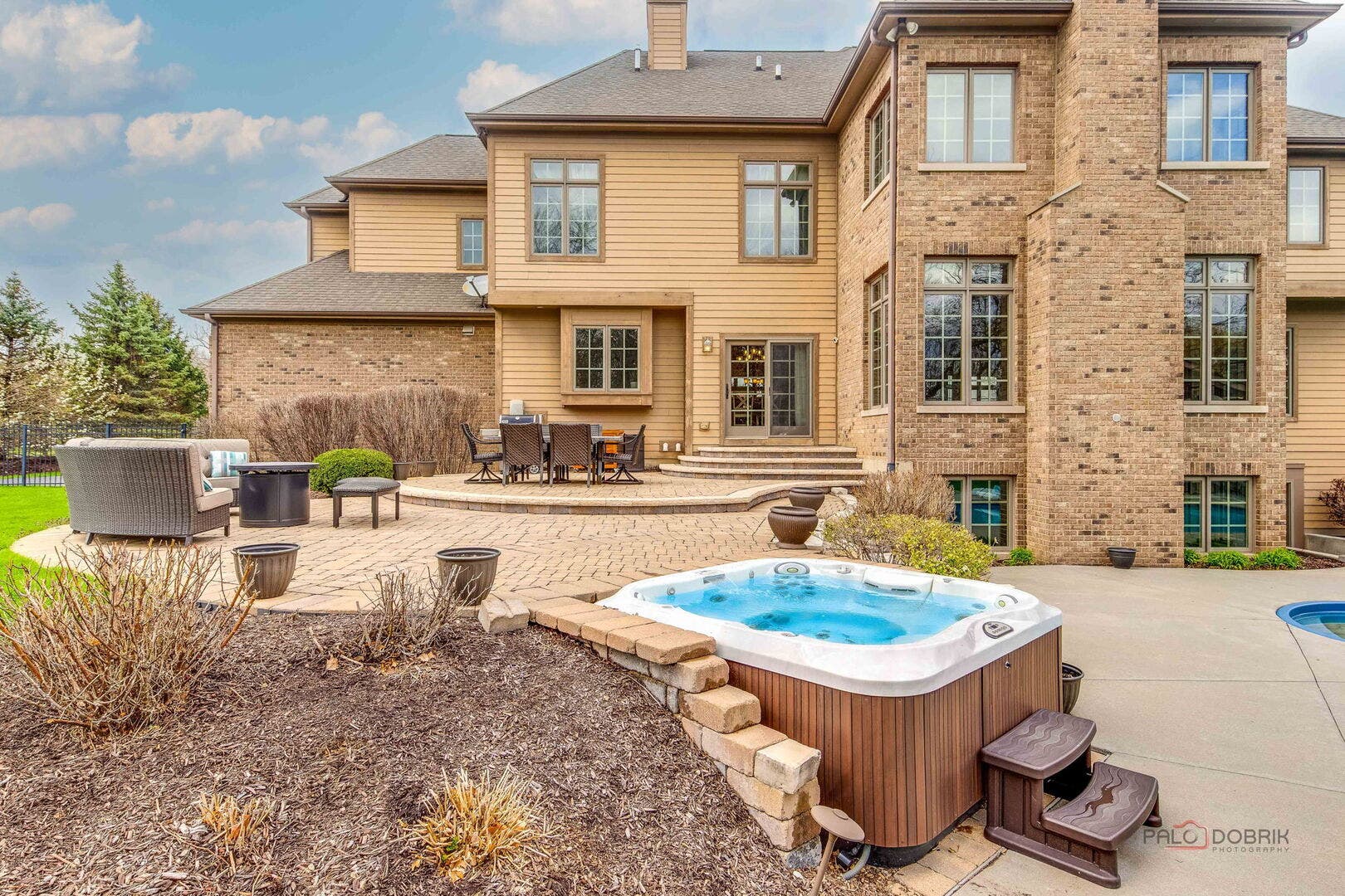 37W209 Deer Pond Court, St. Charles, IL 60175 37W209 Deer Pond Court, St. Charles, IL 60175