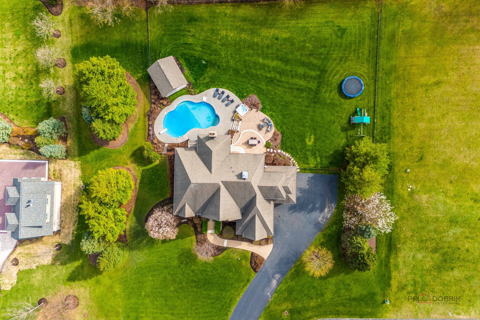 37W209 Deer Pond Court, St. Charles, IL 60175 37W209 Deer Pond Court, St. Charles, IL 60175