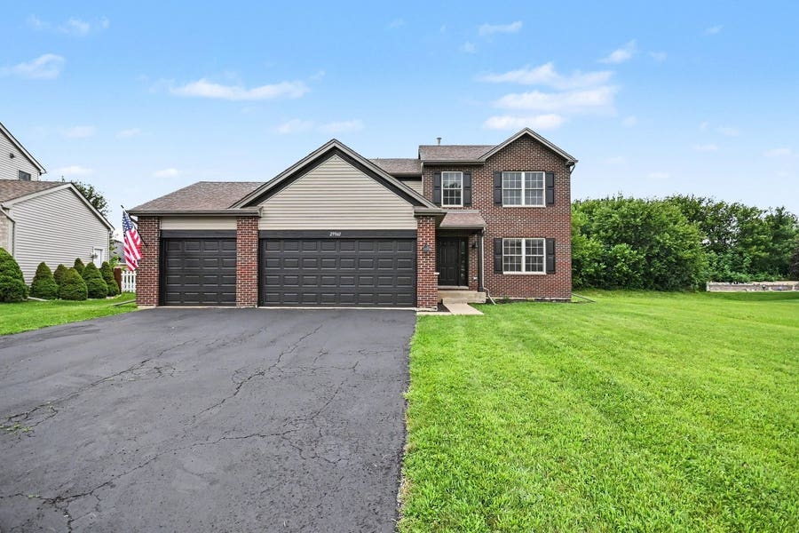 Property photo for 29960 Blue Heron Boulevard, Beecher, IL