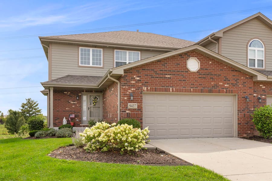 Property photo for 9437 Parkwood Lane, Tinley Park, IL