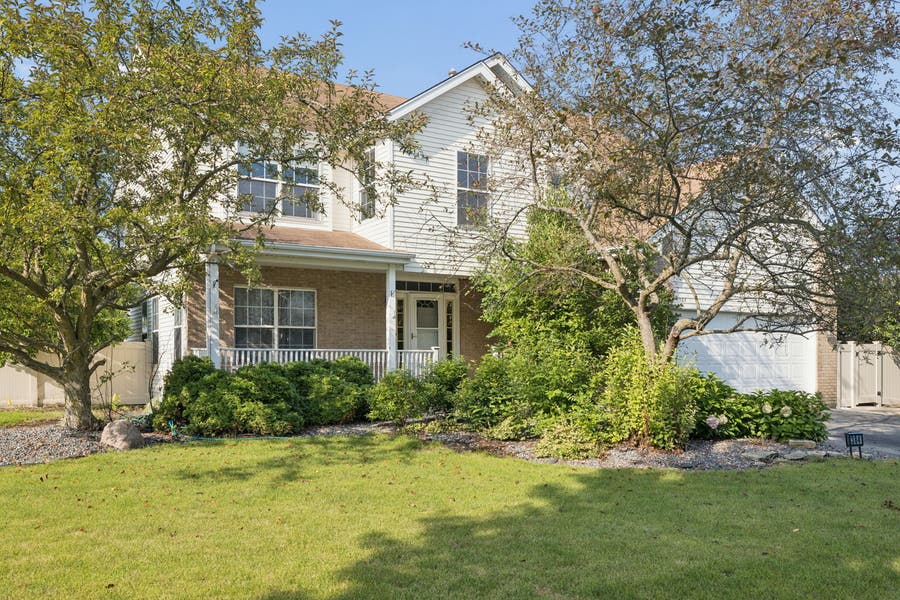 Property photo for 384 W Otto Drive, New Lenox, IL