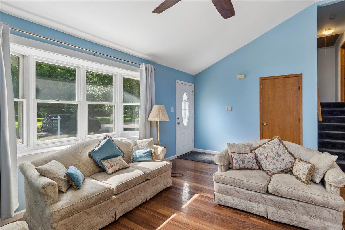 1846 Corregidor Street, Joliet, IL 60435 1846 Corregidor Street, Joliet, IL 60435