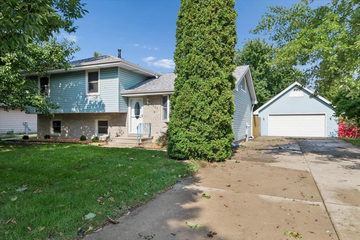 1846 Corregidor Street, Joliet, IL 60435 1846 Corregidor Street, Joliet, IL 60435
