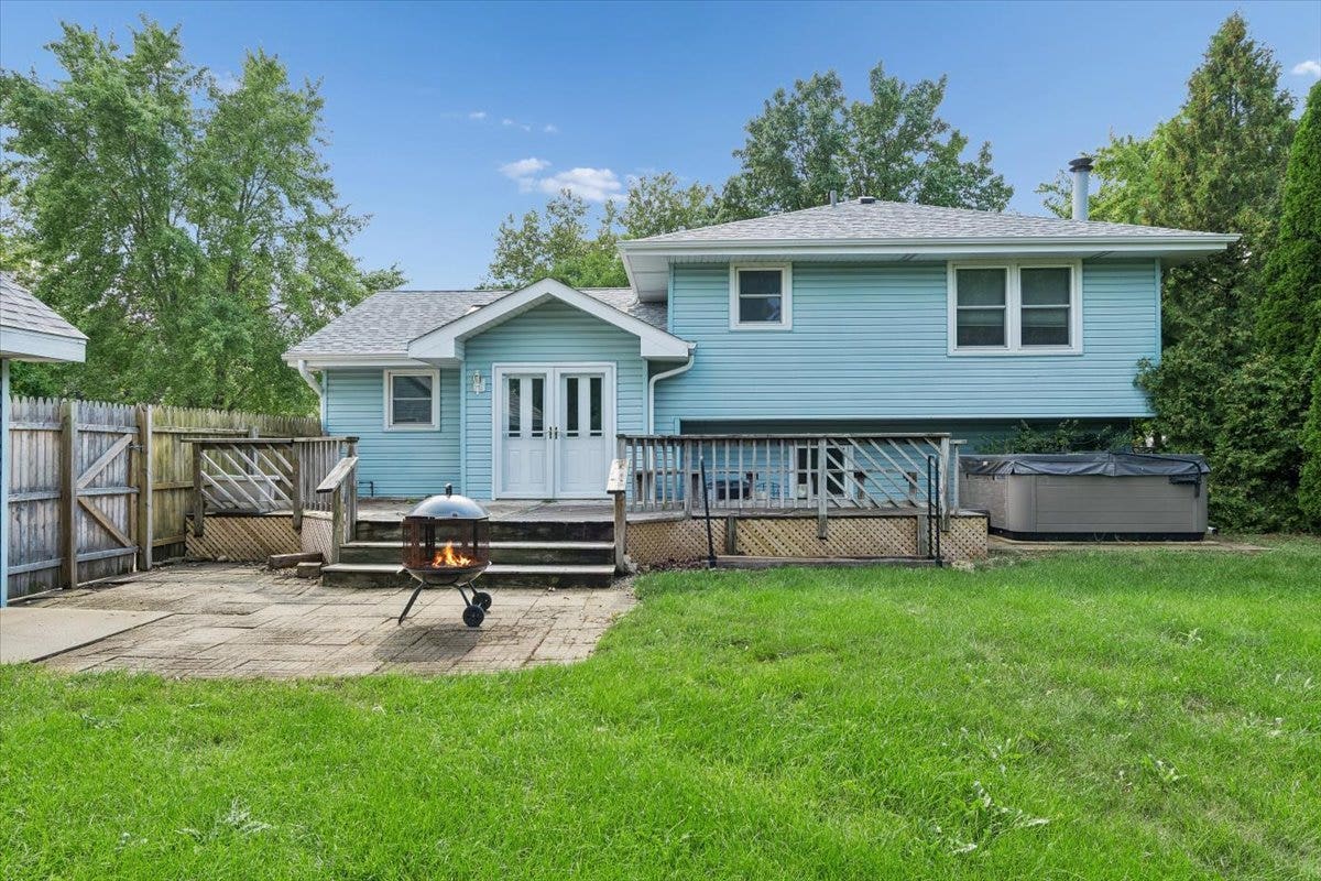 1846 Corregidor Street, Joliet, IL 60435 1846 Corregidor Street, Joliet, IL 60435