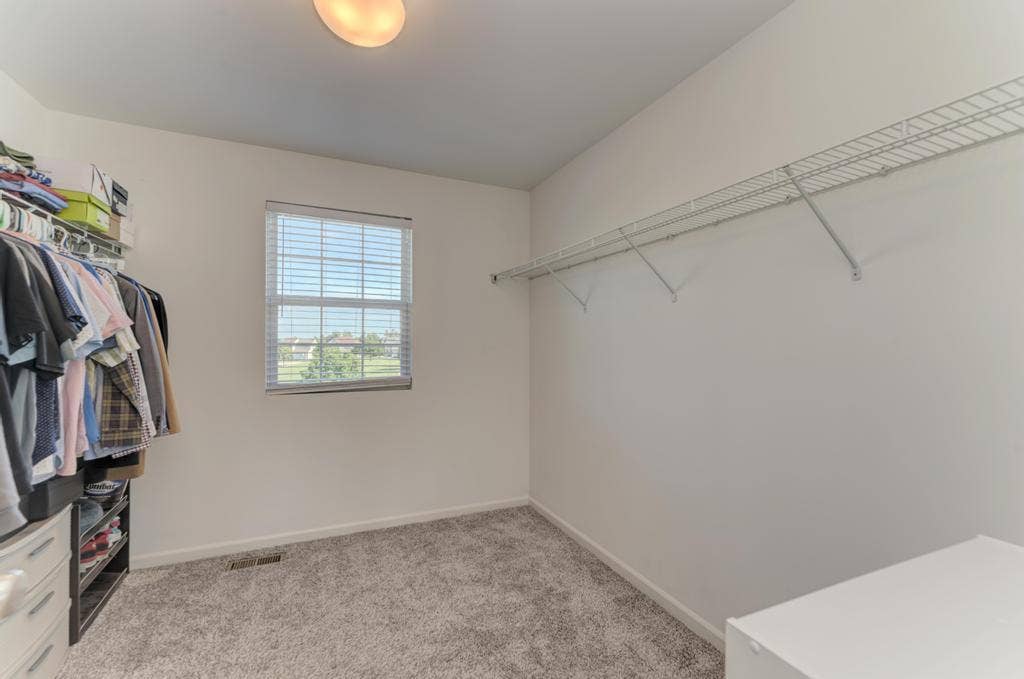 1515 Elysium Drive, Minooka, IL 60447 1515 Elysium Drive, Minooka, IL 60447