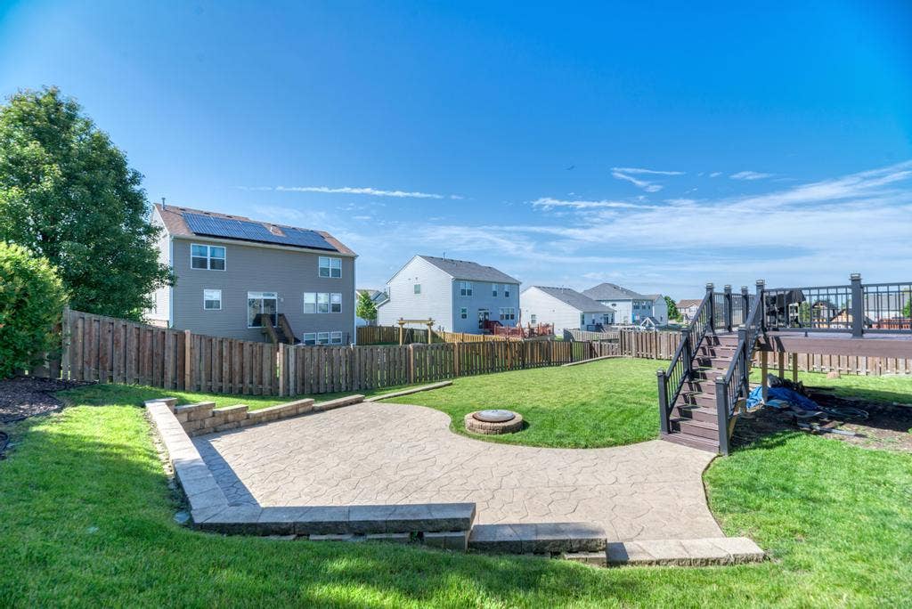 1515 Elysium Drive, Minooka, IL 60447 1515 Elysium Drive, Minooka, IL 60447