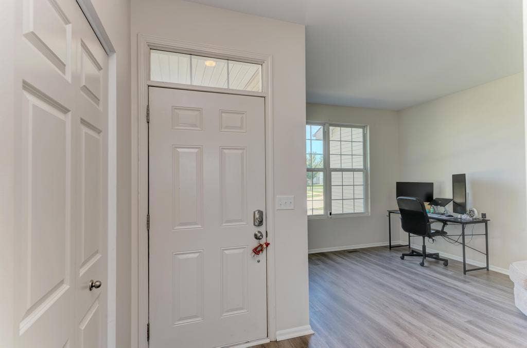 1515 Elysium Drive, Minooka, IL 60447 1515 Elysium Drive, Minooka, IL 60447