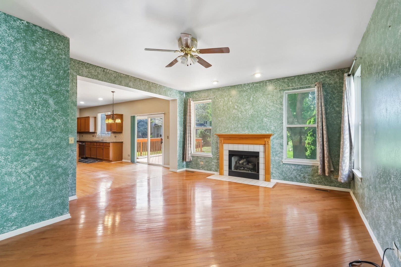 4051 Tansy Road, Aurora, IL 60504 4051 Tansy Road, Aurora, IL 60504
