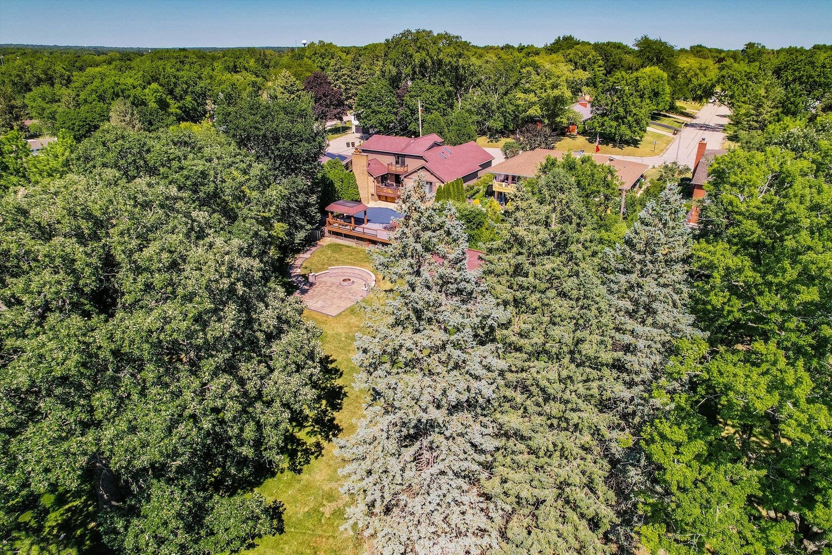 305 N Dale Avenue, McHenry, IL 60050