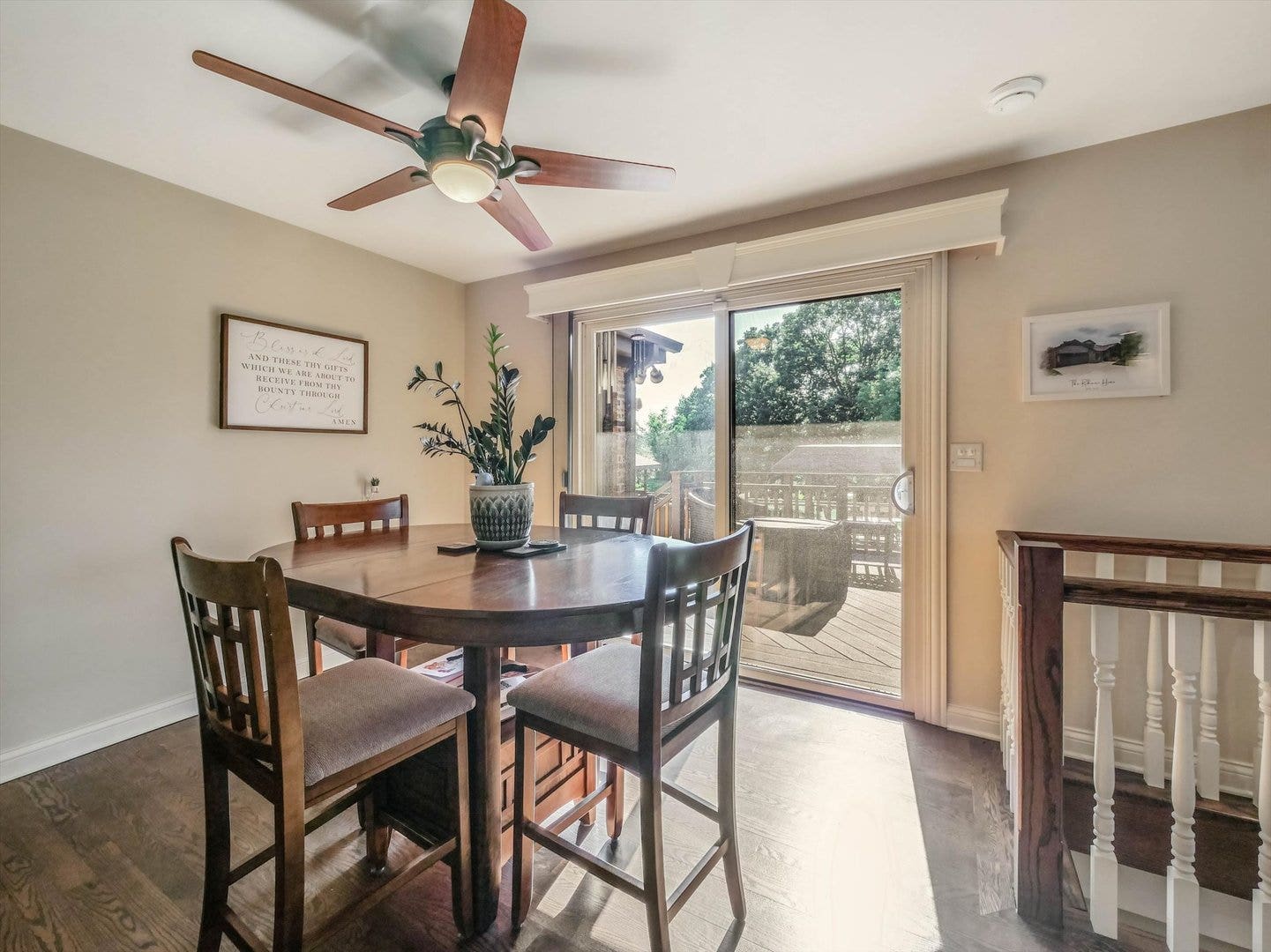 305 N Dale Avenue, McHenry, IL 60050