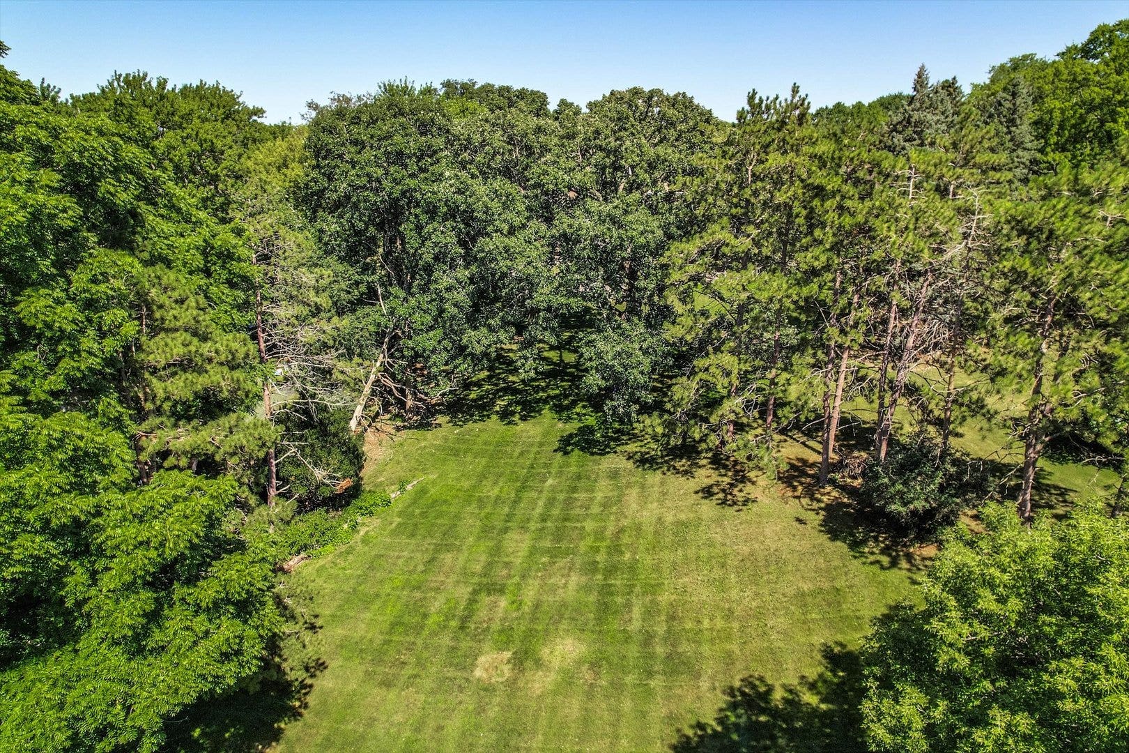 305 N Dale Avenue, McHenry, IL 60050