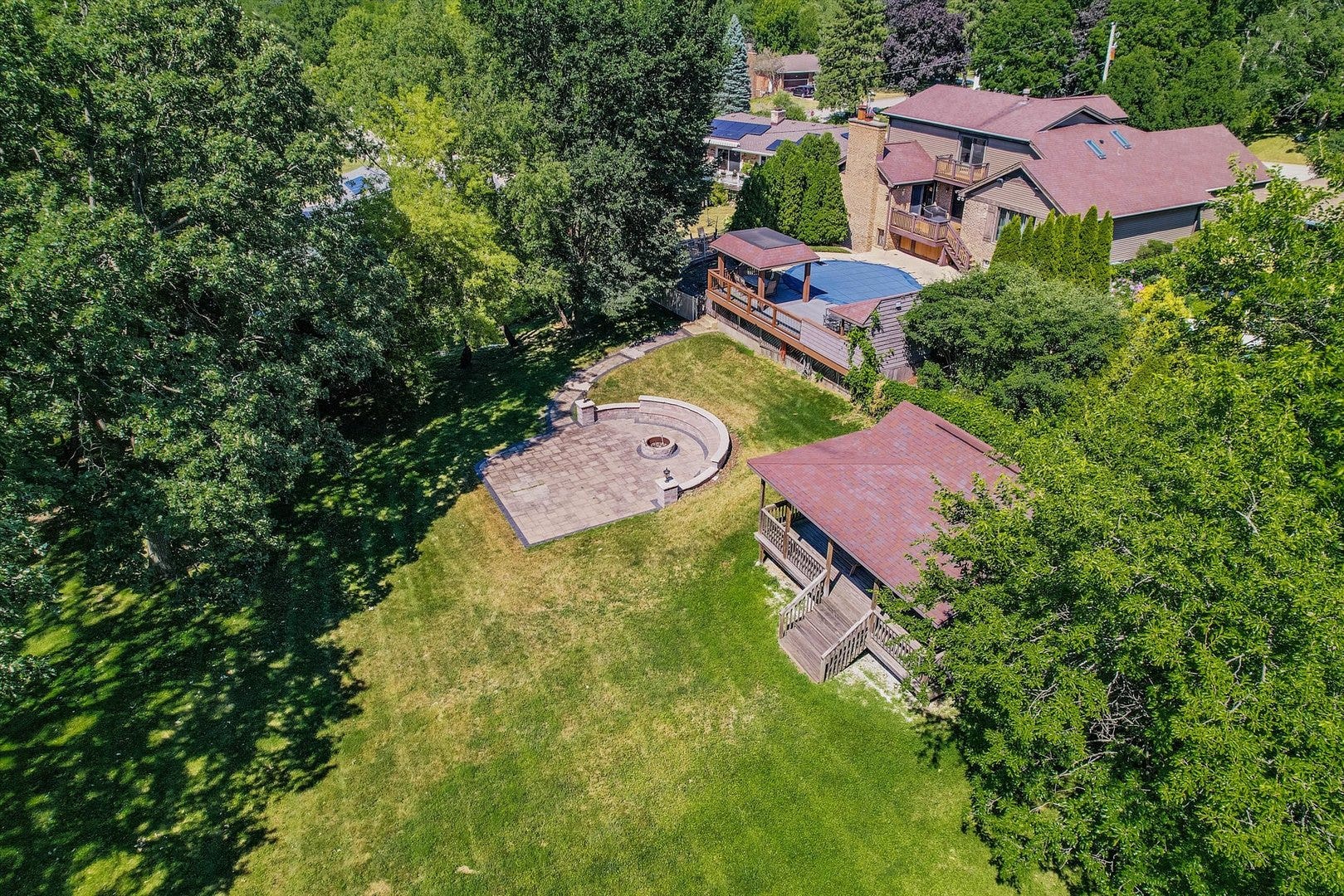 305 N Dale Avenue, McHenry, IL 60050