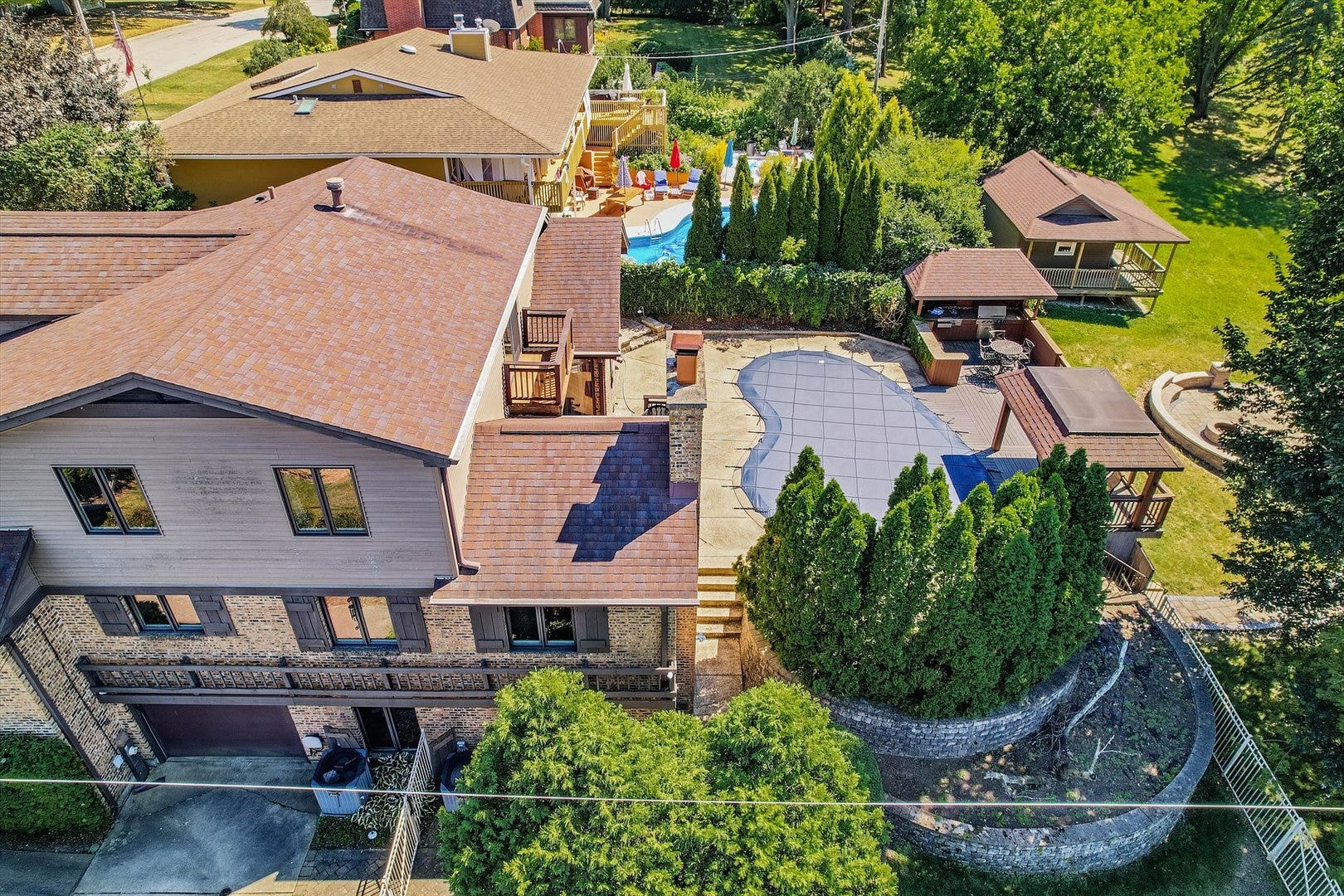 305 N Dale Avenue, McHenry, IL 60050