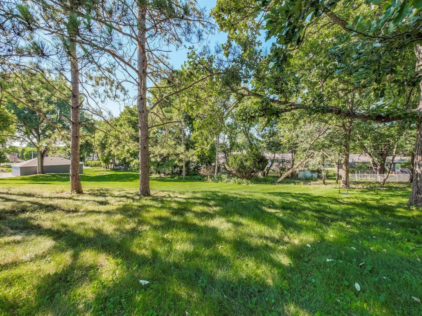 305 N Dale Avenue, McHenry, IL 60050