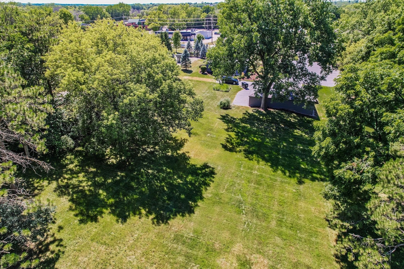 305 N Dale Avenue, McHenry, IL 60050