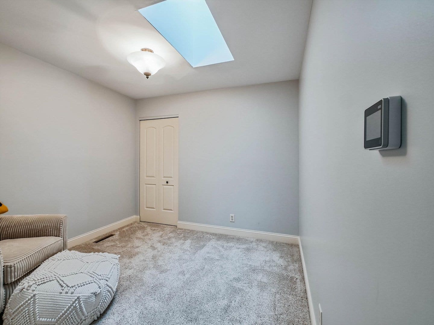 305 N Dale Avenue, McHenry, IL 60050