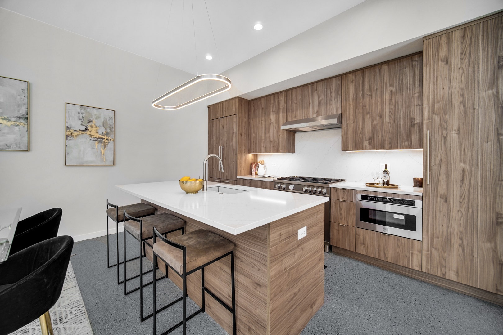 6218 S Woodlawn Avenue, #E, Chicago, IL 60637 6218 S Woodlawn Avenue, #E, Chicago, IL 60637