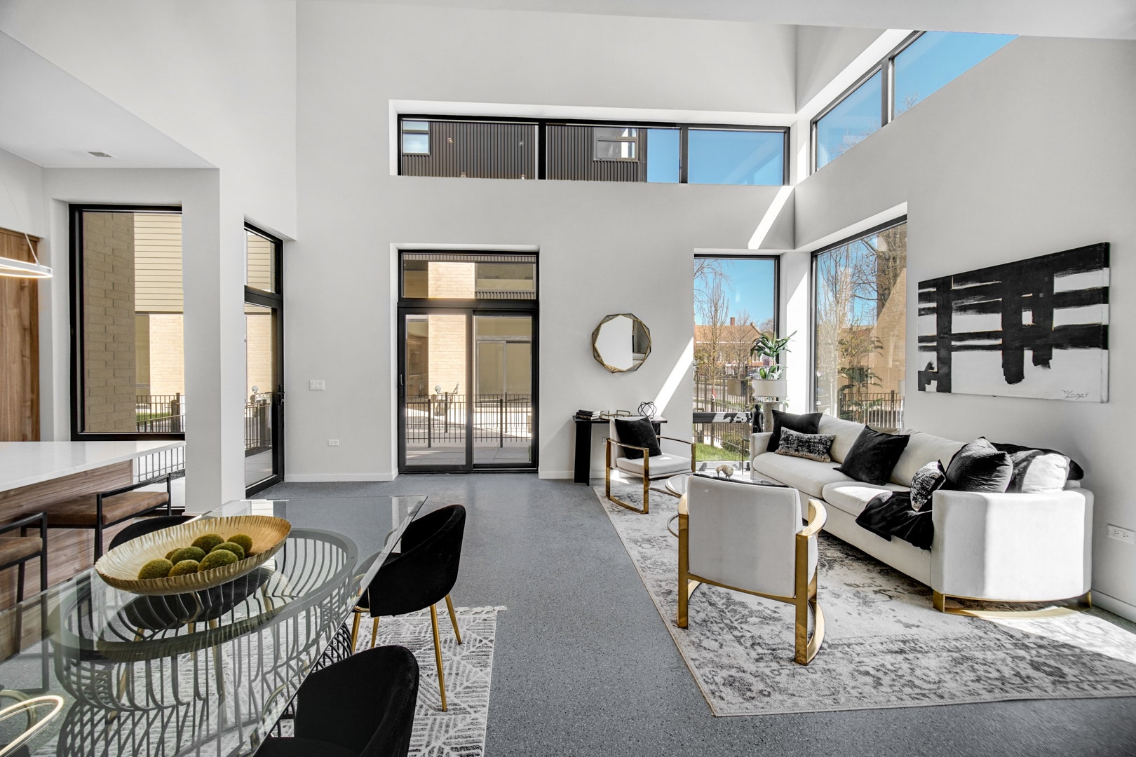 6218 S Woodlawn Avenue, #E, Chicago, IL 60637 6218 S Woodlawn Avenue, #E, Chicago, IL 60637