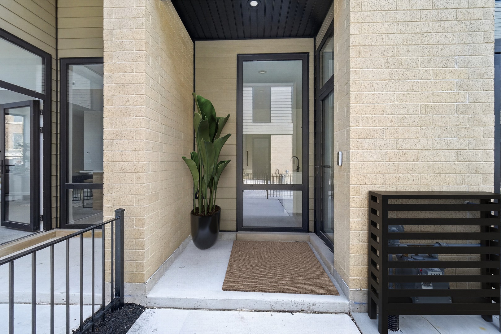 6218 S Woodlawn Avenue, #E, Chicago, IL 60637 6218 S Woodlawn Avenue, #E, Chicago, IL 60637