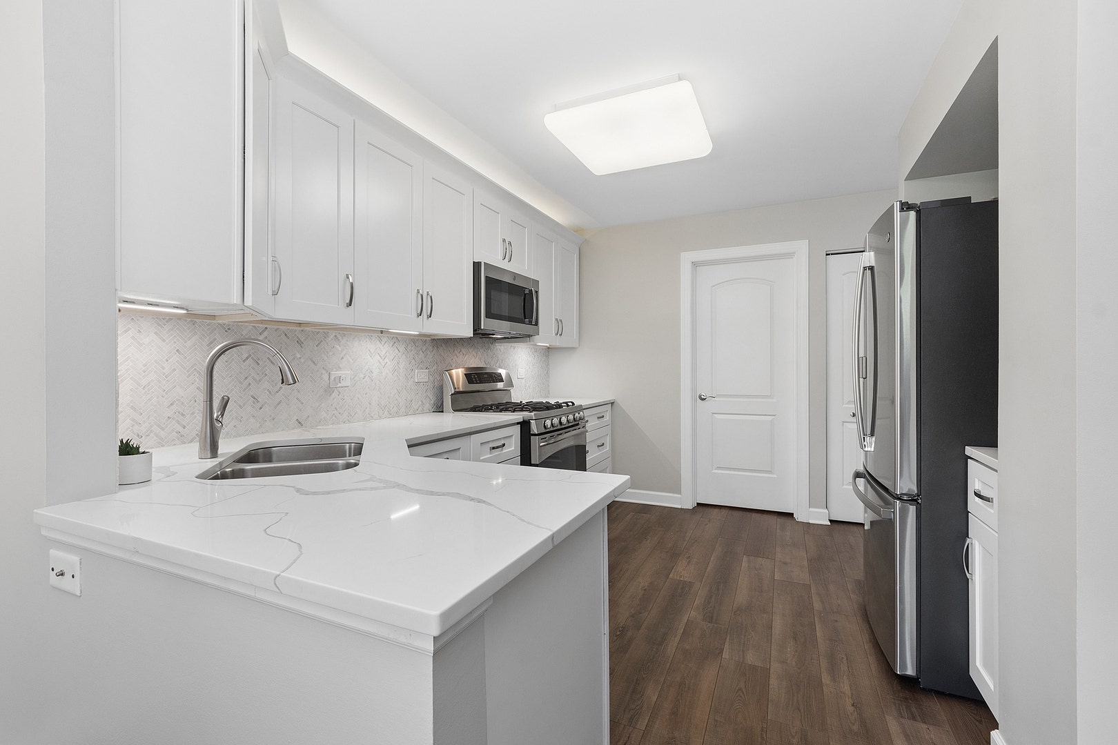 7715 Bristol Park Drive, Tinley Park, IL 60477 7715 Bristol Park Drive, Tinley Park, IL 60477
