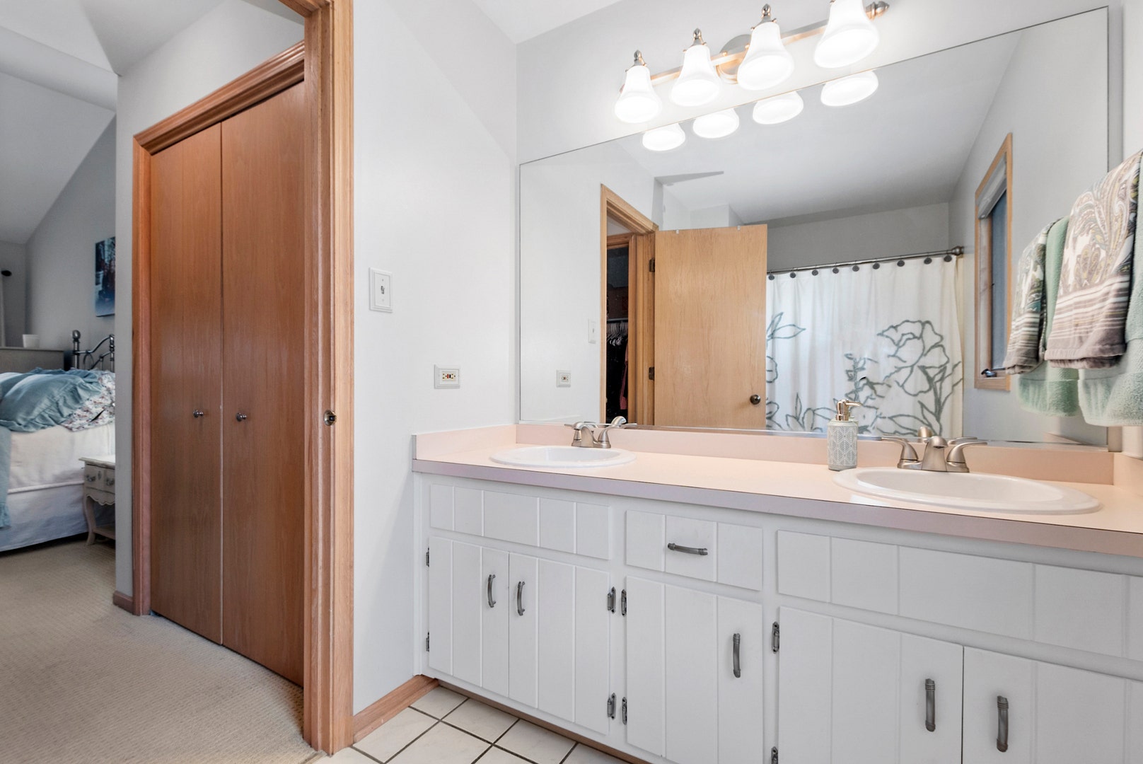 17326 Brook Crossing Court, Orland Park, IL 60467 17326 Brook Crossing Court, Orland Park, IL 60467