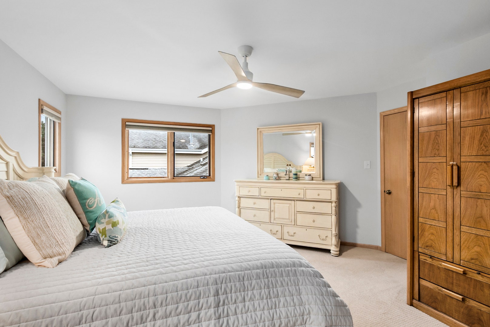 17326 Brook Crossing Court, Orland Park, IL 60467 17326 Brook Crossing Court, Orland Park, IL 60467