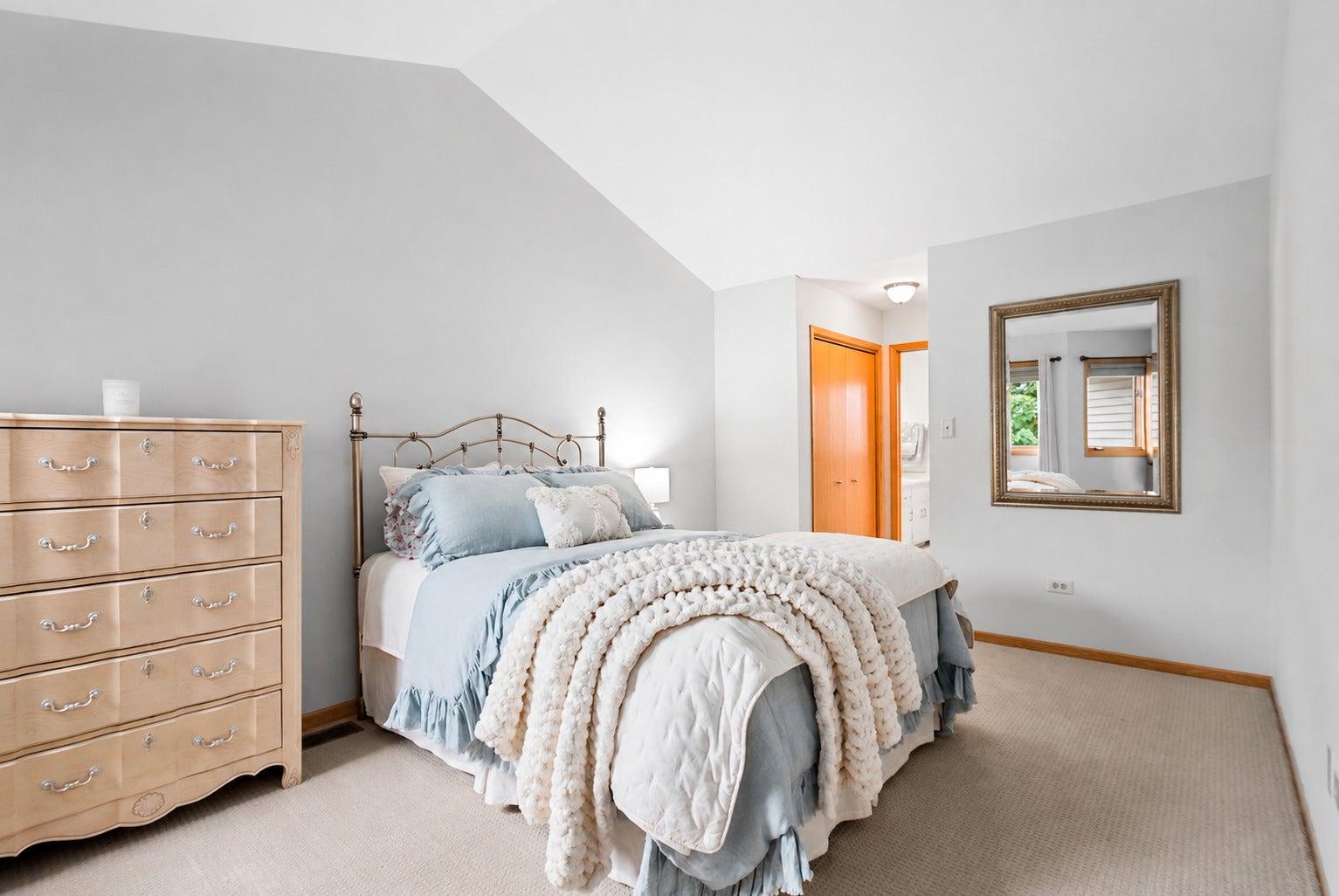 17326 Brook Crossing Court, Orland Park, IL 60467 17326 Brook Crossing Court, Orland Park, IL 60467