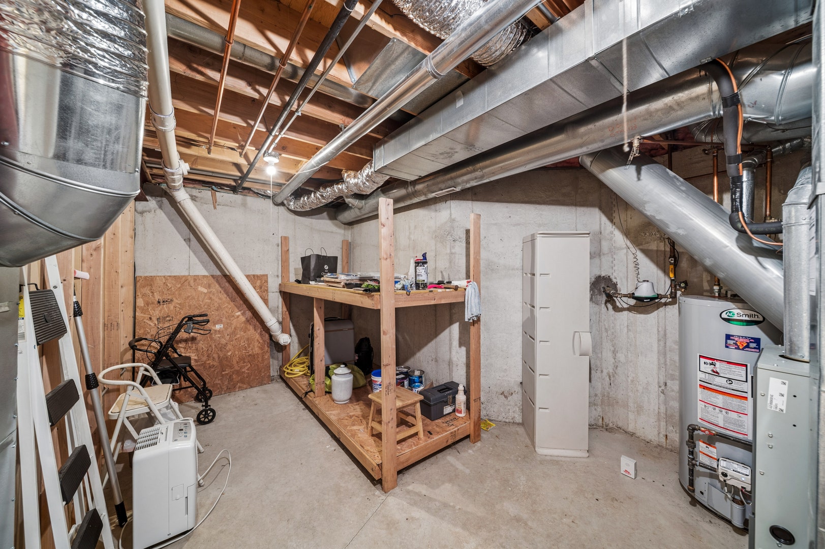 9046 Mansfield Drive, Tinley Park, IL 60487 9046 Mansfield Drive, Tinley Park, IL 60487