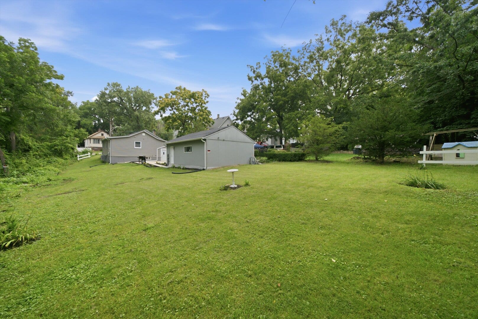 303 Dwight Street, Elgin, IL 60120
