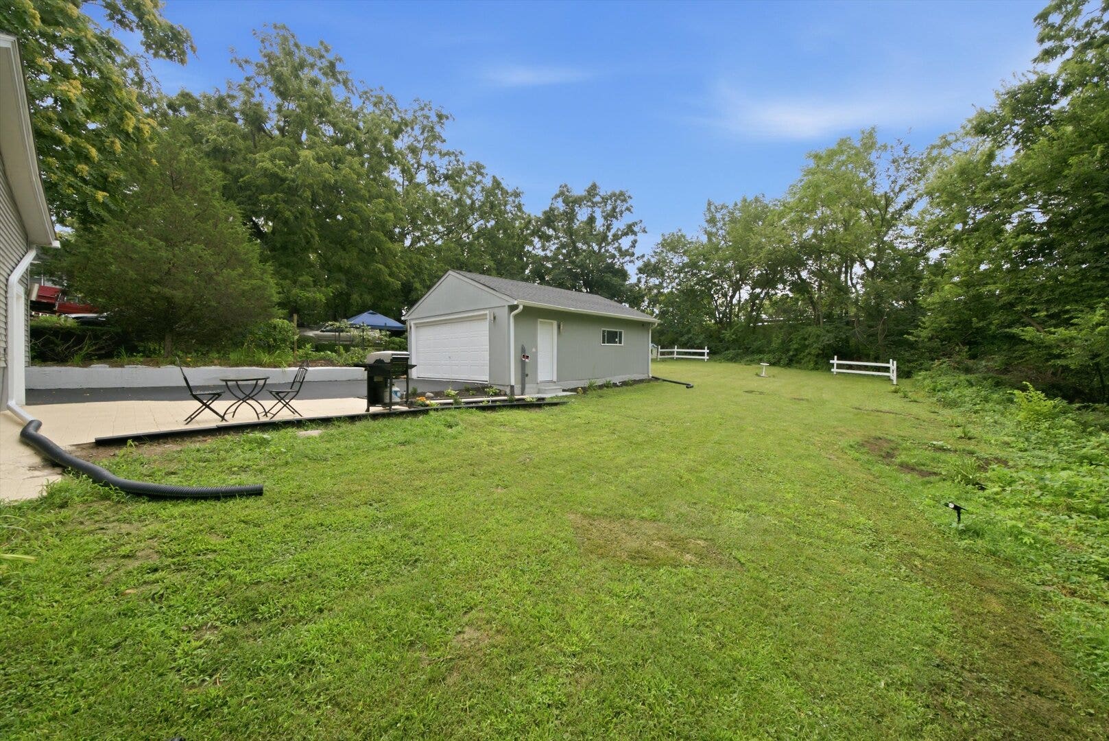 303 Dwight Street, Elgin, IL 60120