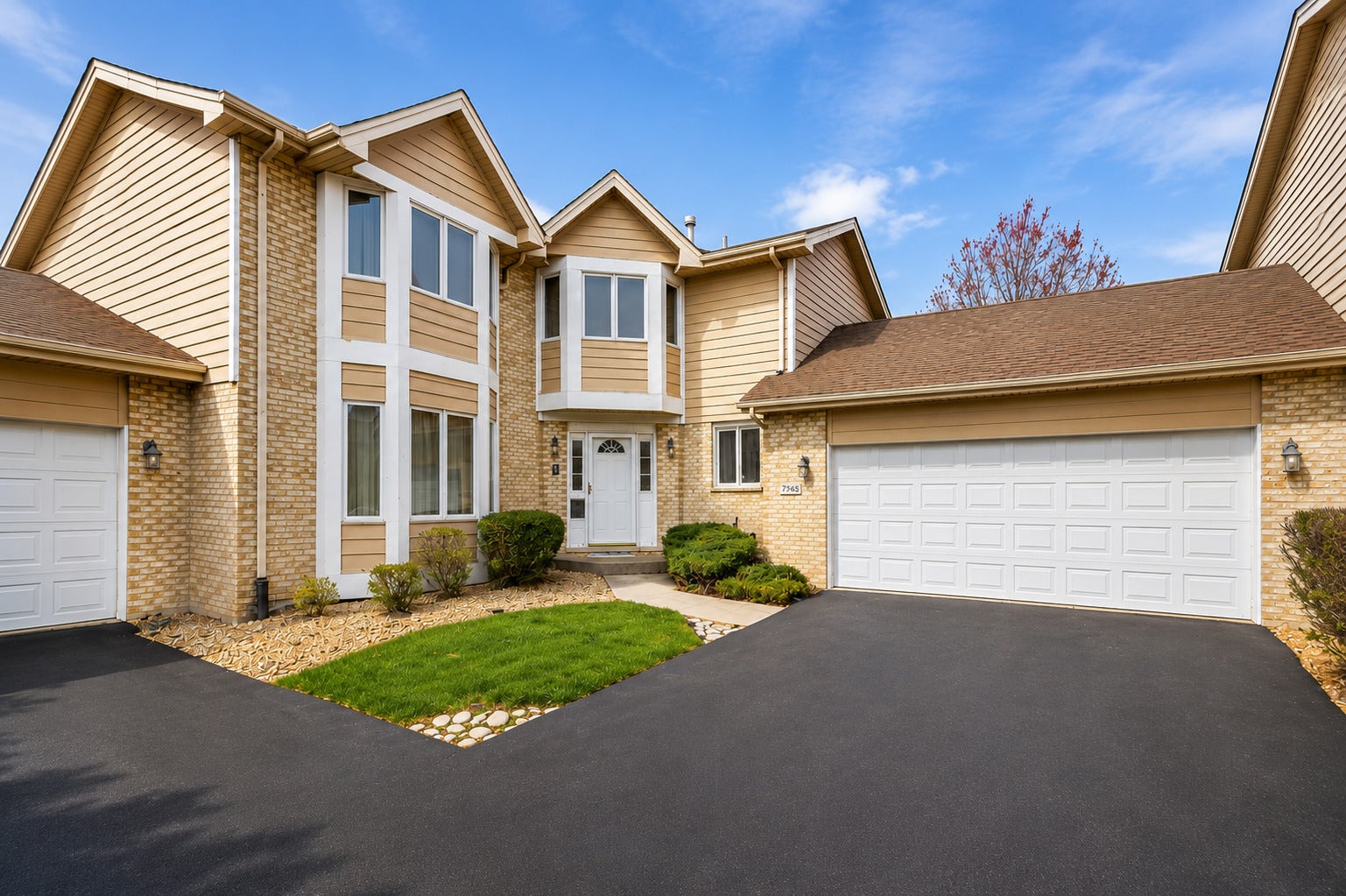 7746 Northfield Lane, Tinley Park, IL 60487 7746 Northfield Lane, Tinley Park, IL 60487