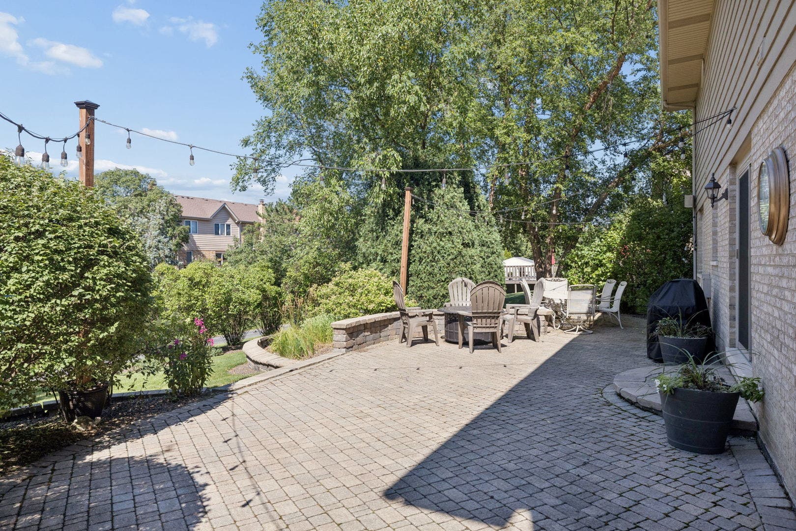 8130 Edgebrook Lane, Tinley Park, IL 60487 8130 Edgebrook Lane, Tinley Park, IL 60487