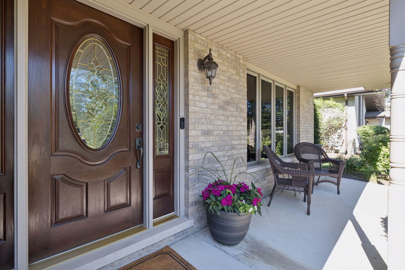 8130 Edgebrook Lane, Tinley Park, IL 60487 8130 Edgebrook Lane, Tinley Park, IL 60487