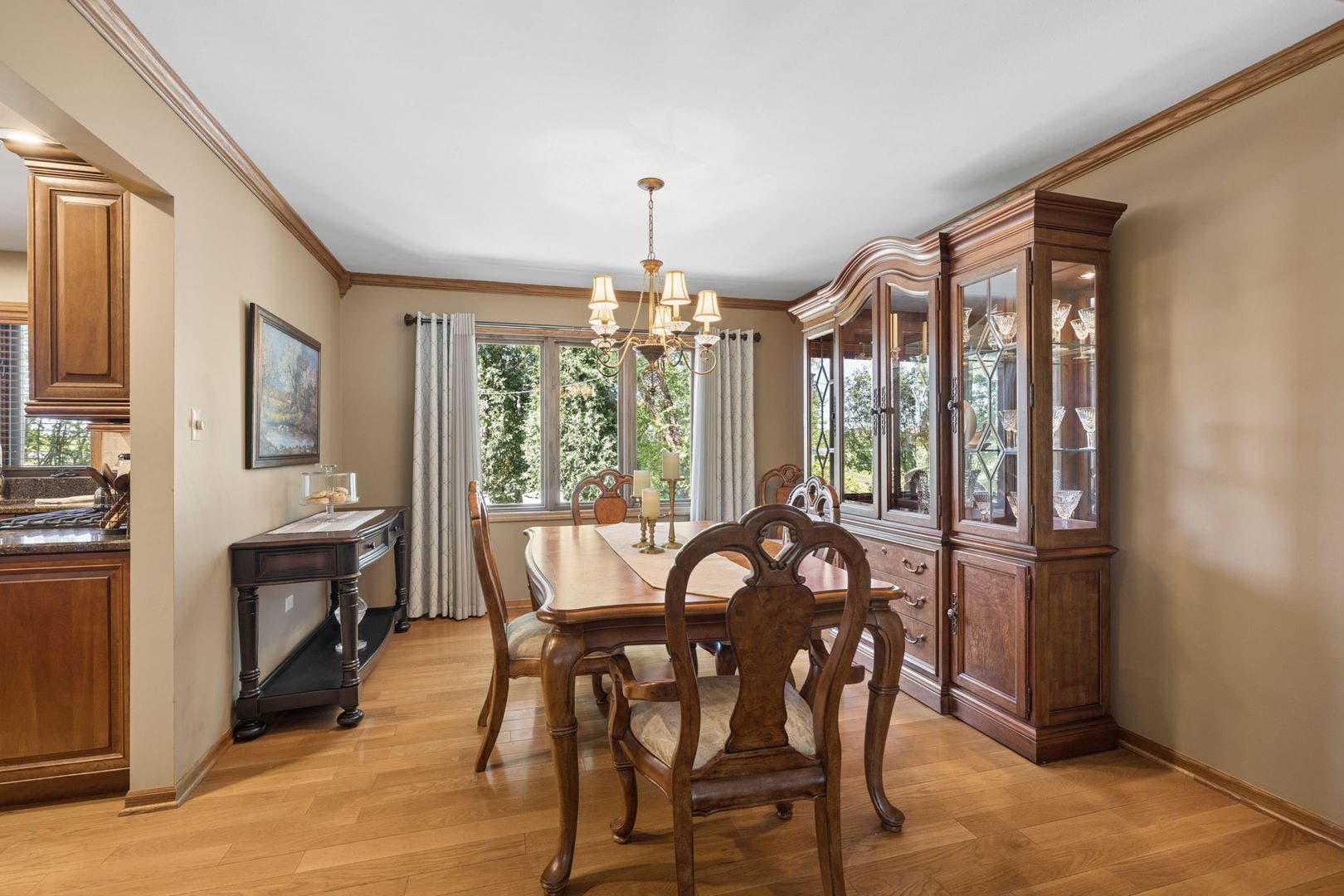 8130 Edgebrook Lane, Tinley Park, IL 60487 8130 Edgebrook Lane, Tinley Park, IL 60487