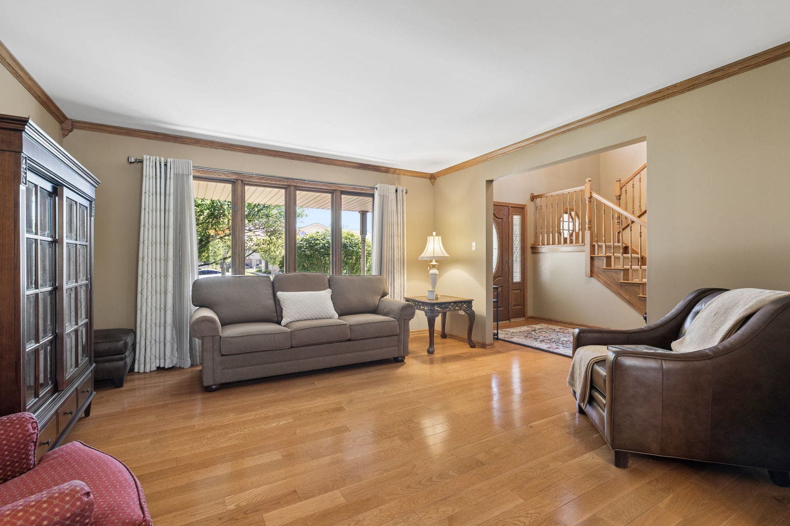 8130 Edgebrook Lane, Tinley Park, IL 60487 8130 Edgebrook Lane, Tinley Park, IL 60487
