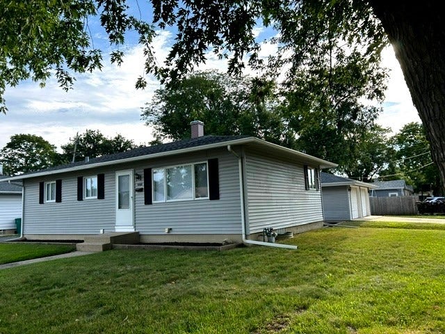 1000 Krings Lane, Joliet, IL 60435 1000 Krings Lane, Joliet, IL 60435