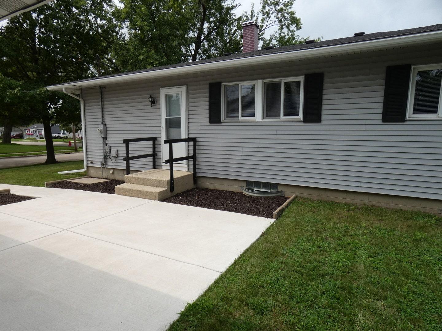 1000 Krings Lane, Joliet, IL 60435 1000 Krings Lane, Joliet, IL 60435