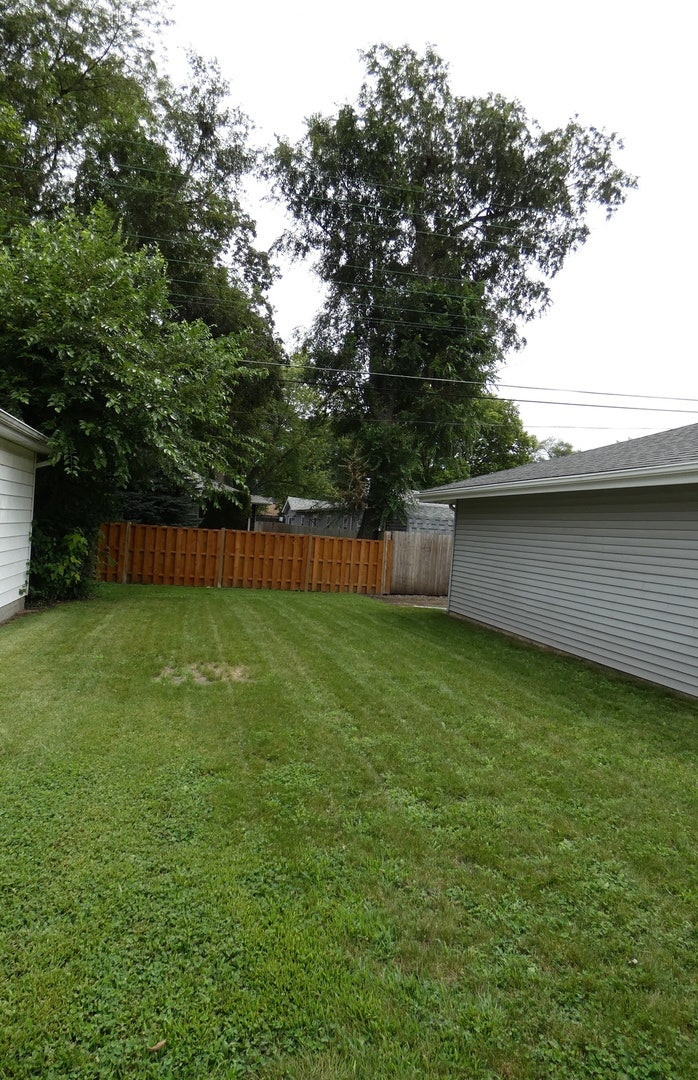 1000 Krings Lane, Joliet, IL 60435 1000 Krings Lane, Joliet, IL 60435