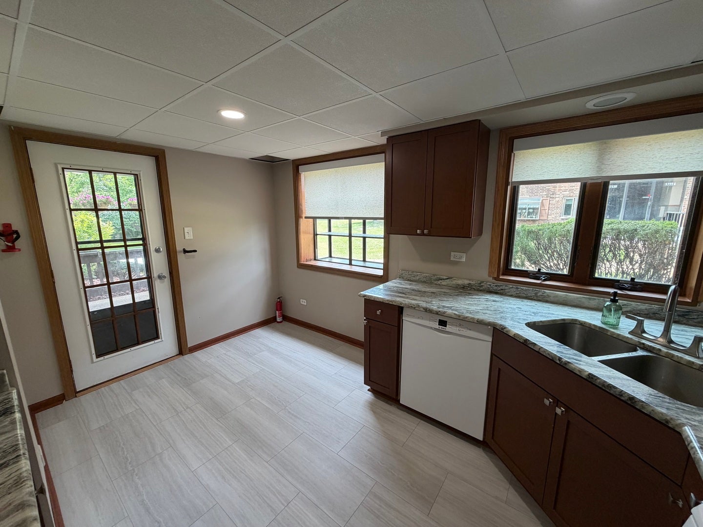 17242 RIDGELAND Avenue, #1N, Tinley Park, IL 60477