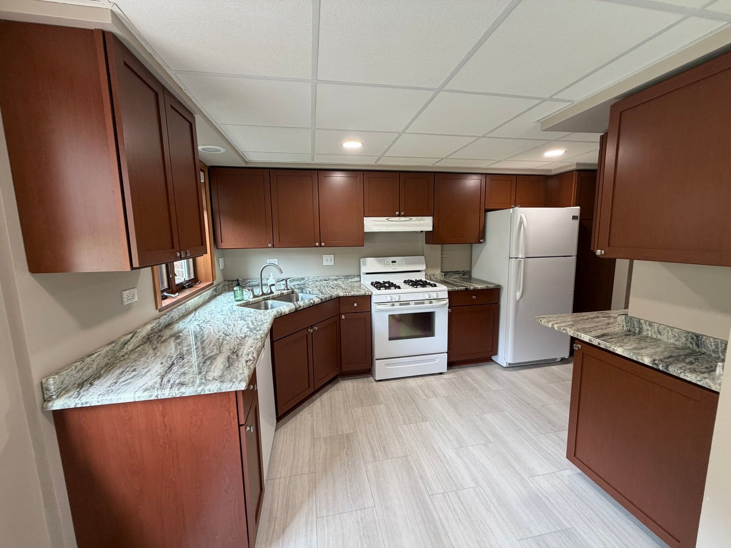17242 RIDGELAND Avenue, #1N, Tinley Park, IL 60477