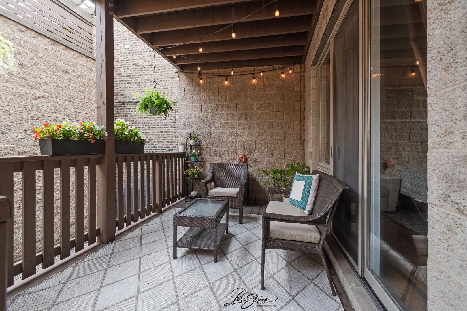 2027 W Race Avenue, #1W, Chicago, IL 60612 2027 W Race Avenue, #1W, Chicago, IL 60612