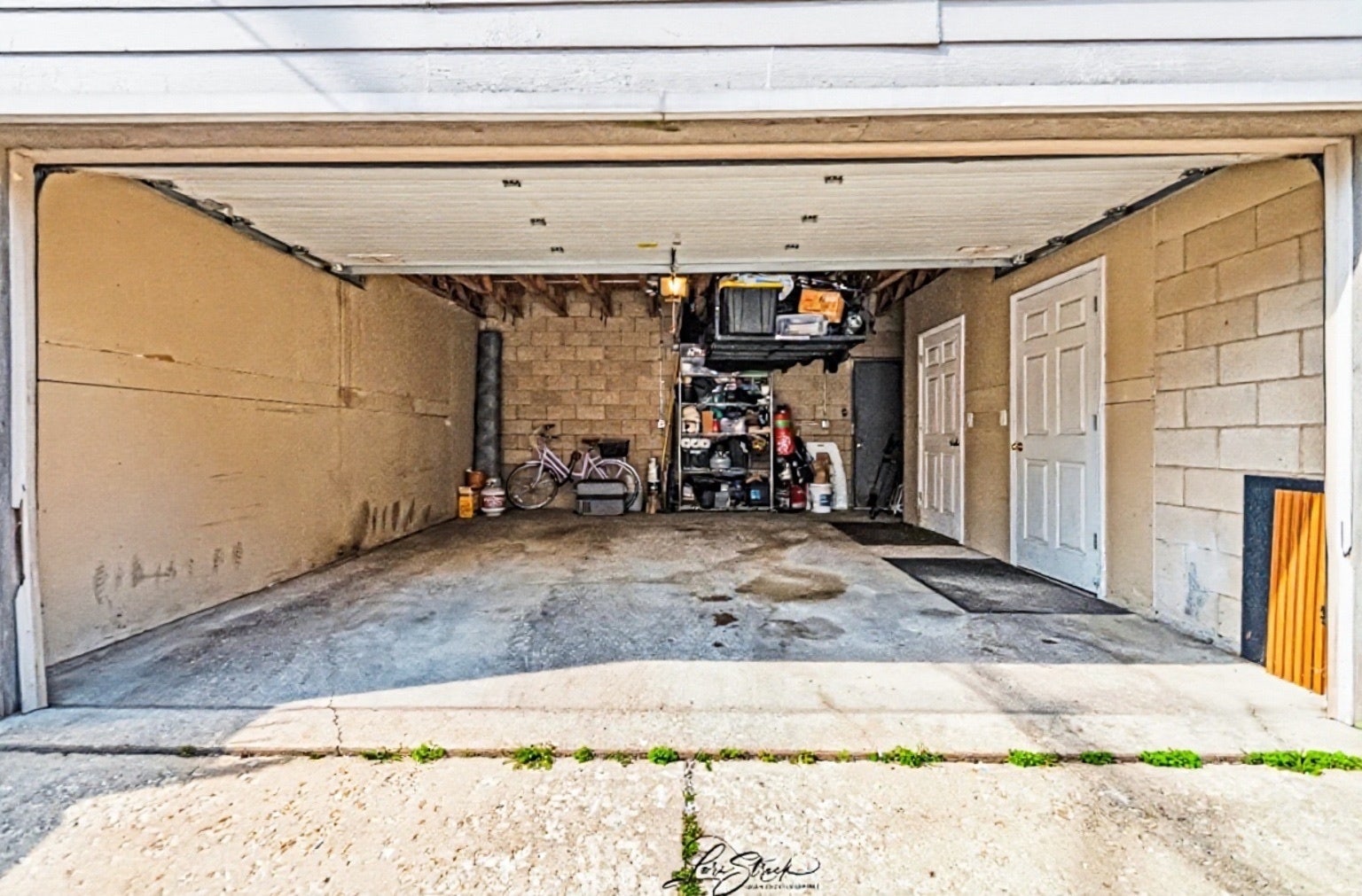 2027 W Race Avenue, #1W, Chicago, IL 60612 2027 W Race Avenue, #1W, Chicago, IL 60612