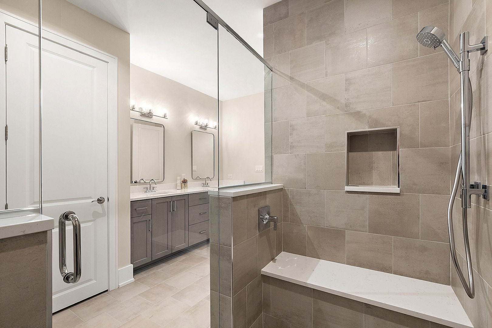 11161 Lizmore Lane, #34A, Orland Park, IL 60467 11161 Lizmore Lane, #34A, Orland Park, IL 60467