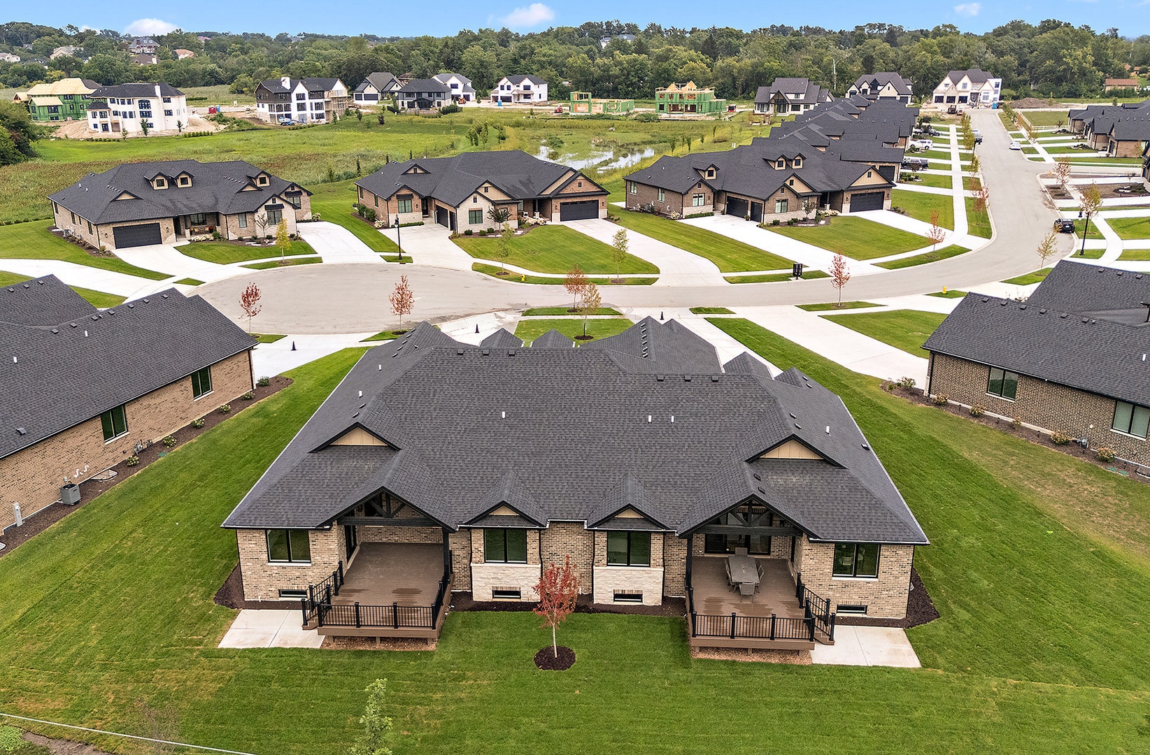 11161 Lizmore Lane, #34A, Orland Park, IL 60467 11161 Lizmore Lane, #34A, Orland Park, IL 60467
