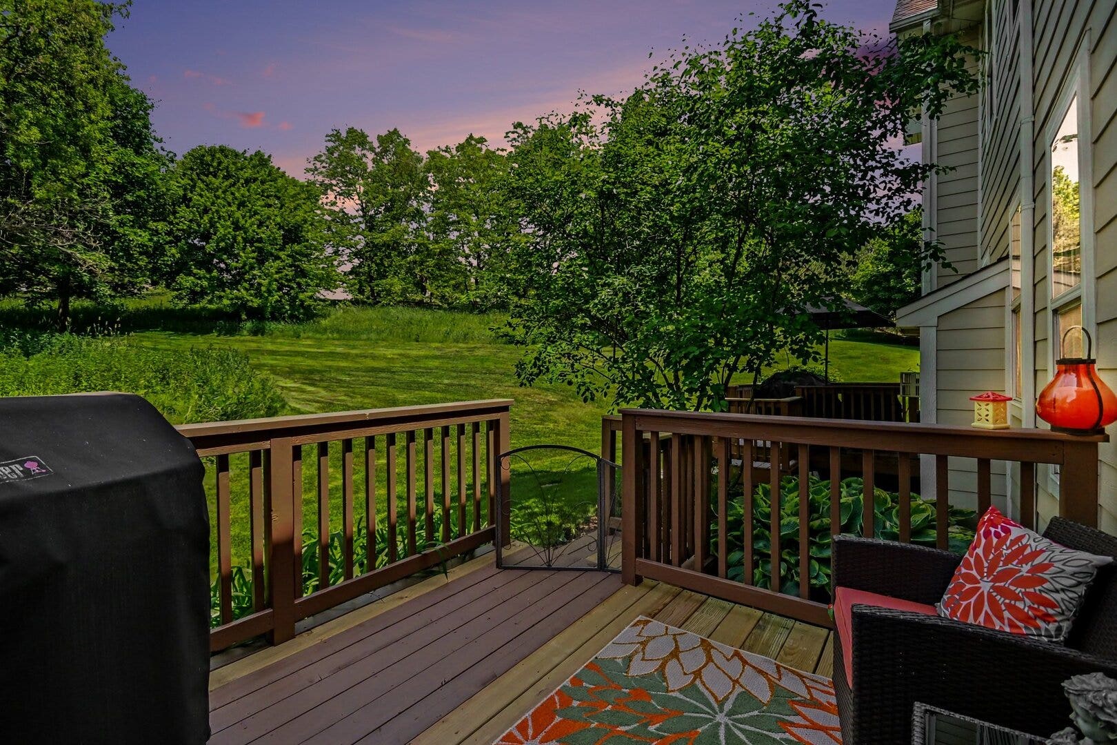1102 Iron Horse Court, Elgin, IL 60124